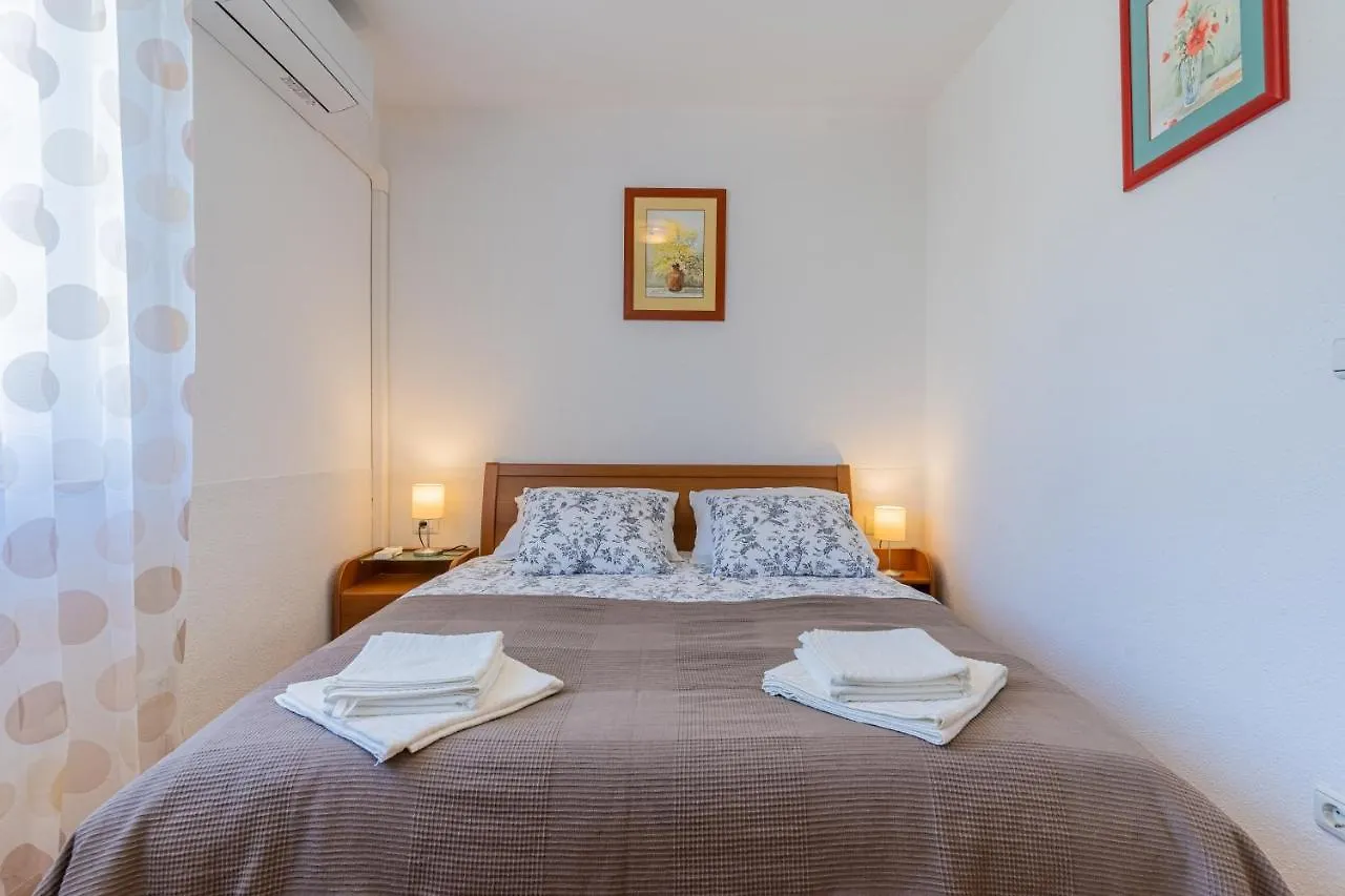 Apartment Apartman Bruna Cres