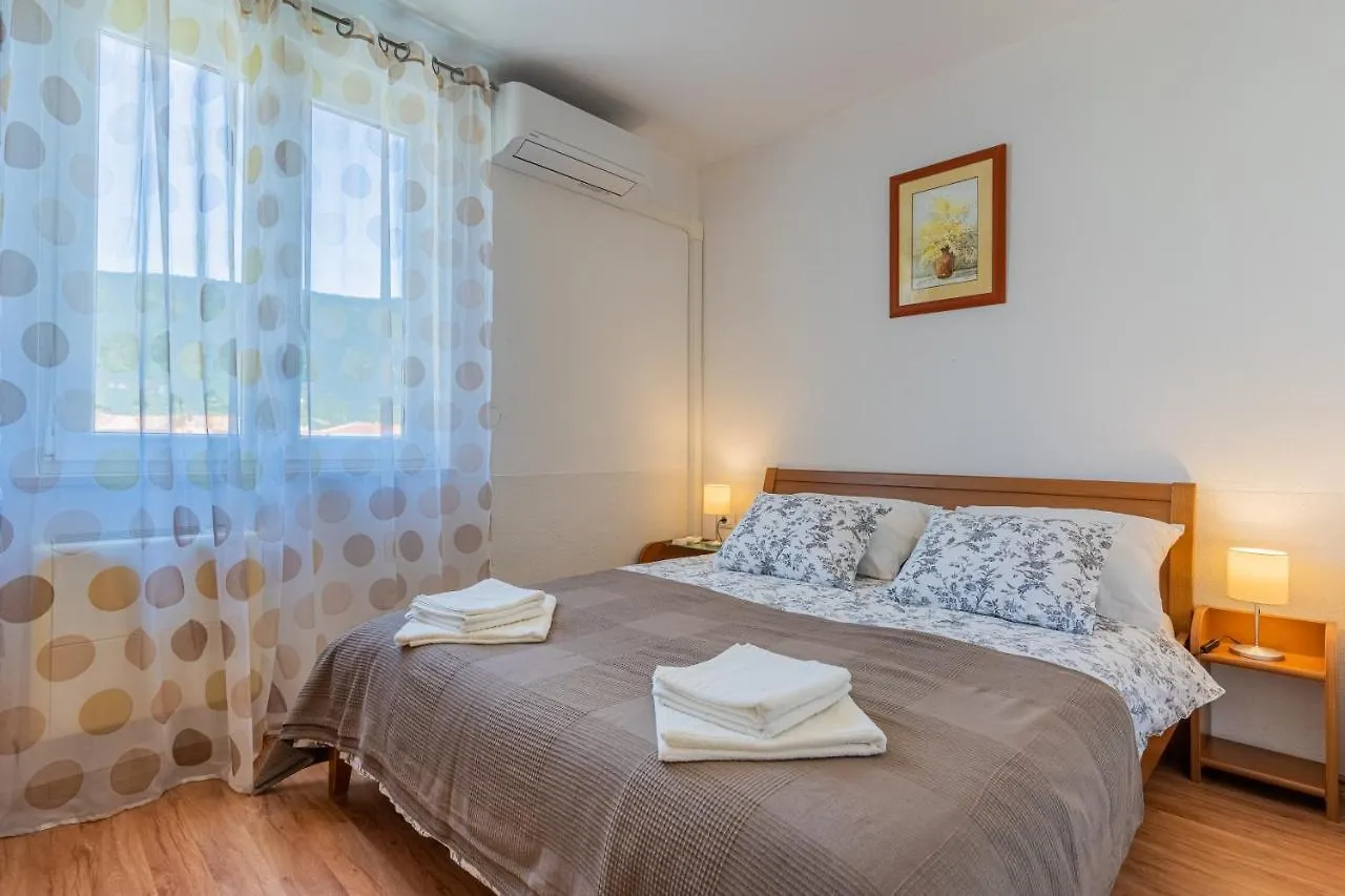 Apartment Apartman Bruna Cres