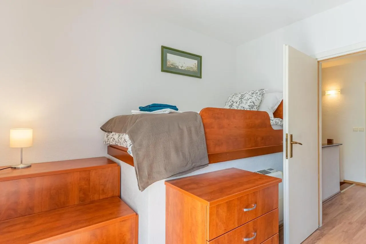 Apartman Bruna Cres 0*,  Croatia